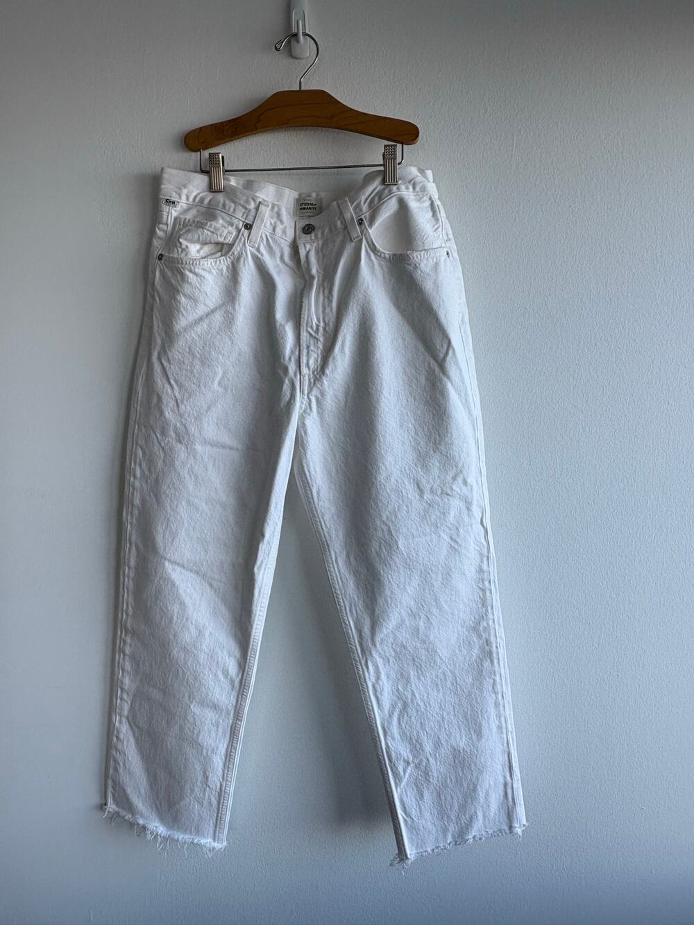 White Citizens of Humanity Daphne Crop Jean size 30